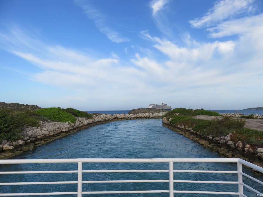 Transport du Zuiderdam vers l'ile