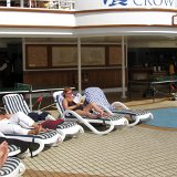 Sur le bateau dans le port de Cobh