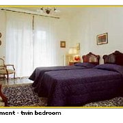 Appartement Napoli Centro Naples Via Guantai Nuovi 11 - 80100 Naples Appartement Napoli Centro Naples - Venere.com http://www.venere.com...