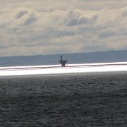 Phare de l'île Rouge On dirait une plate-forme pétrolière. Phare du haut-fond Prince au large de Tadoussac. Mon ami Jules a déjà travaillé sur cette plate-forme. Cliquer sur photo...